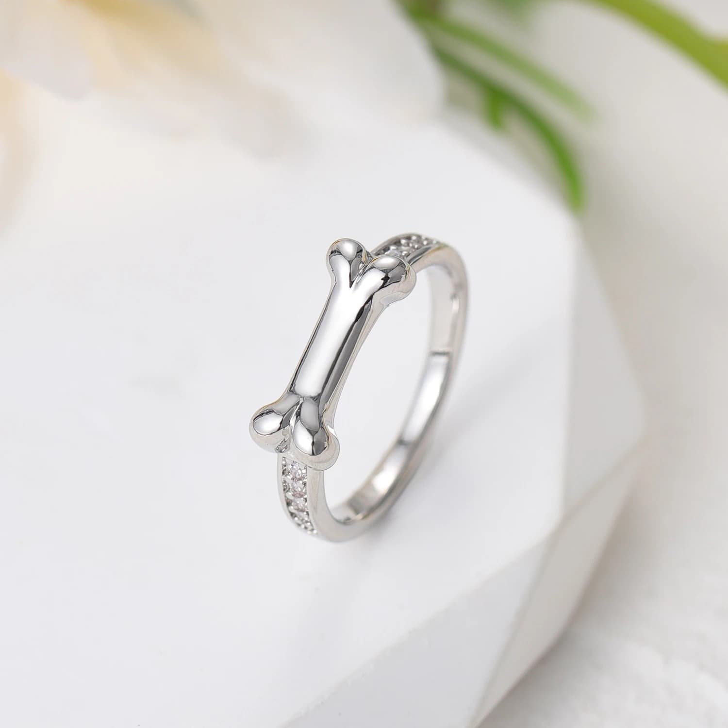 INDIVIDUELLER Hunde Ring im Hunde Knochen Design Silber