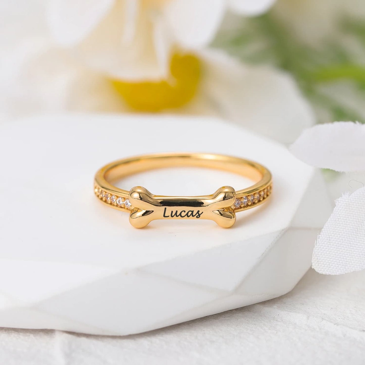 INDIVIDUELLER HUNDE-RING Knochen Design Gold